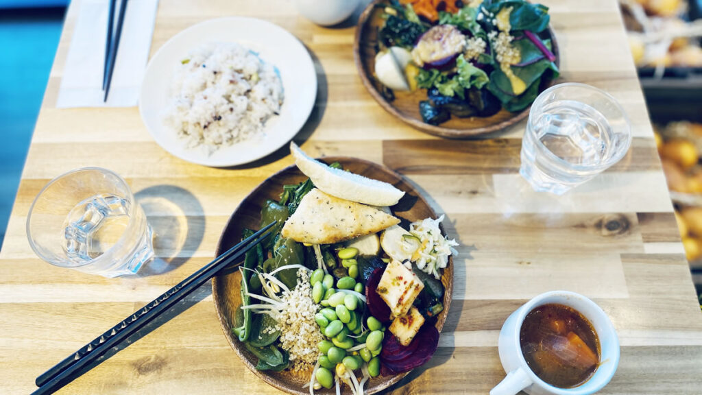 野菜を盛り盛り山盛り食べられる幸せ(*´ω｀*)